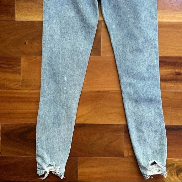 Tinseltown Destroyed Skinny Jeans - Picture 8 of 10